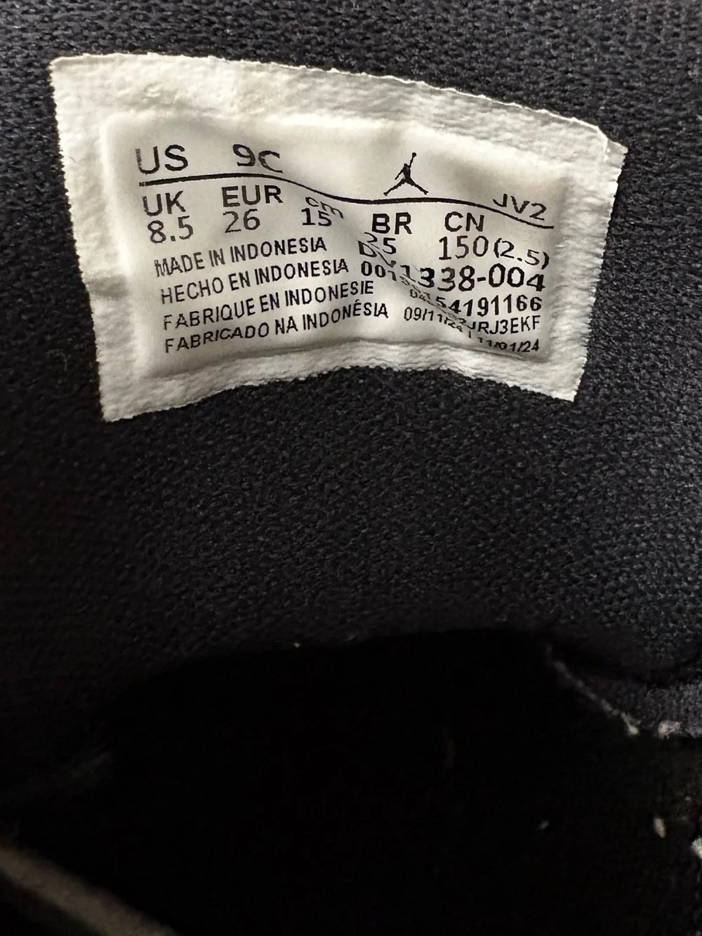 Little kid/toddlers black and blue Air Jordan Jordans. Size 8.5.